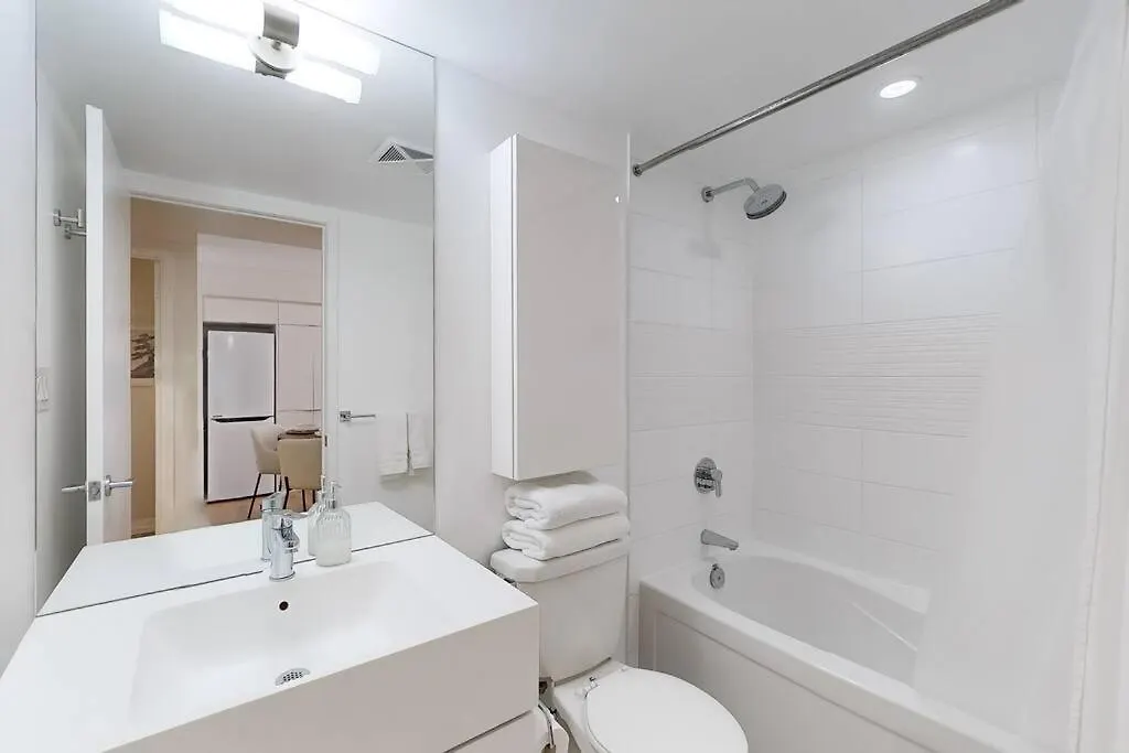 Cityplace Suite Торонто 0*,  Канада